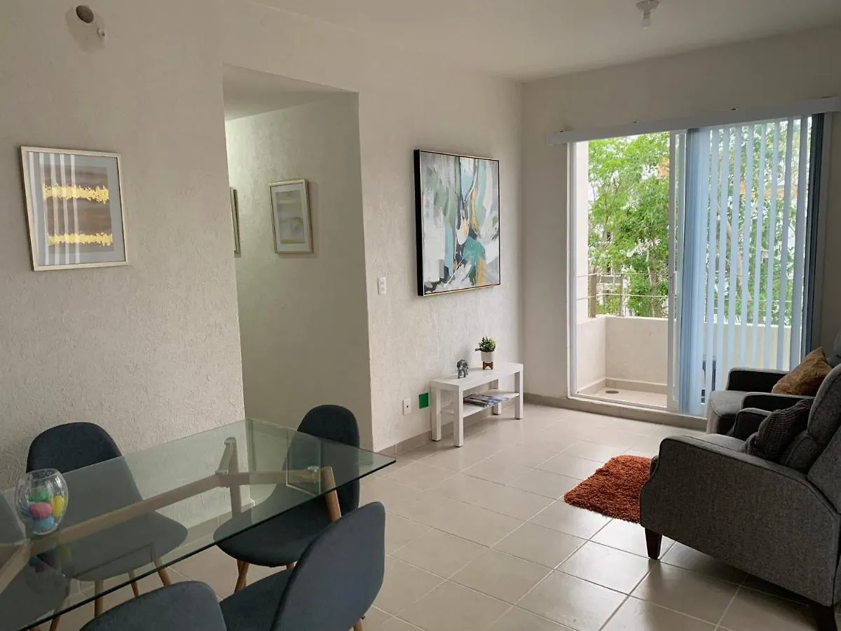 Franks House Apartment 